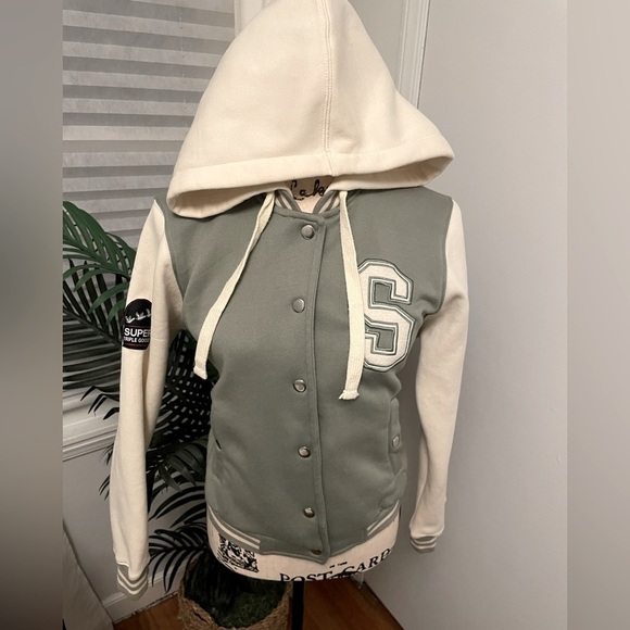 CANADA GEAR Varsity Jacket - Picture 6 of 10